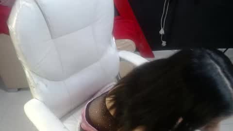 Snapshot of zalommee chatting on 02/16/26, 01:29 zalommee online show from 02/16/26, 01:29