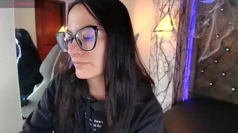   online show from 10/14/25, 07:14