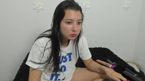 zammii69 online show from 12/19/24, 11:03