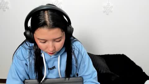 zammii69 online show from 02/08/26, 03:37