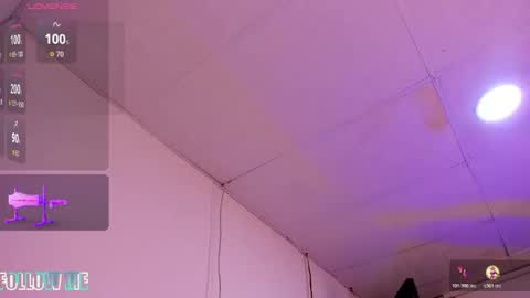 zammy_brown2 online show from 02/03/26, 03:59