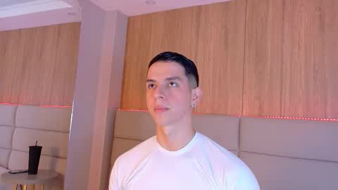 Zane Dawson online show from 11/01/25, 07:27