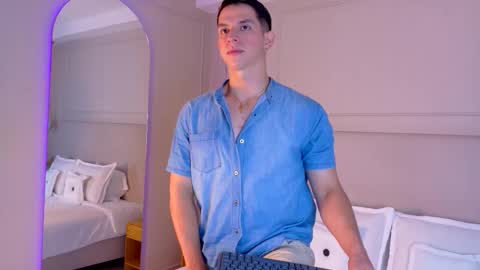 Zane Dawson online show from 11/27/25, 04:14