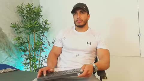 zanemaverick online show from 12/22/25, 12:02