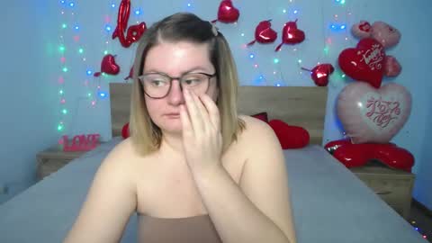 zannadreil online show from 02/10/25, 06:45