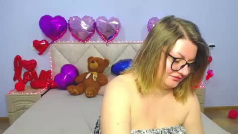 zannadreil online show from 02/28/25, 01:26