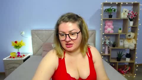 zannadreil online show from 03/09/25, 07:15