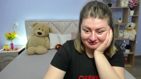 zannadreil online show from 03/12/25, 08:31