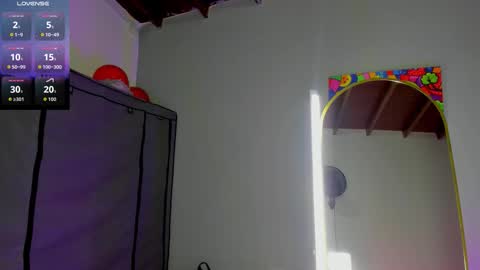 zaphiro__sky online show from 02/17/26, 08:33