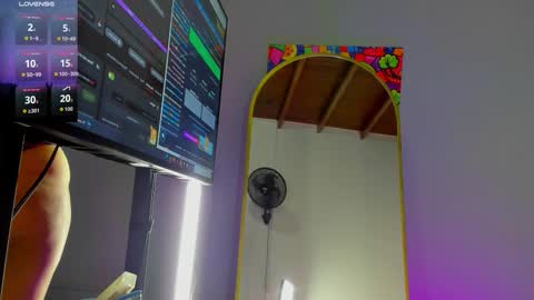 zaphiro__sky online show from 02/18/26, 08:43