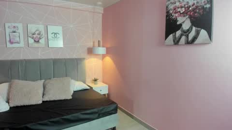 Zara Sweet  online show from 10/31/25, 01:45