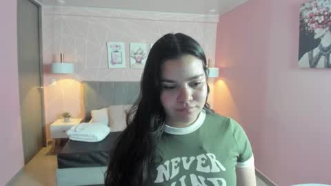 Zara Sweet  online show from 12/04/25, 01:31