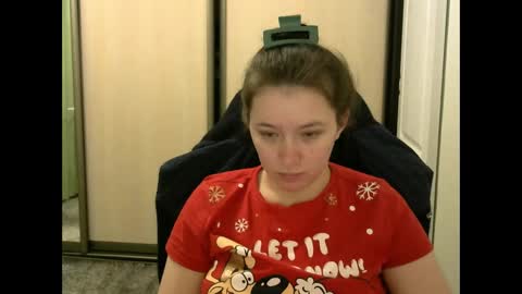 Snapshot of zara_golden chatting on 01/04/25, 03:28 chaturcum online show from 01/04/25, 03:28