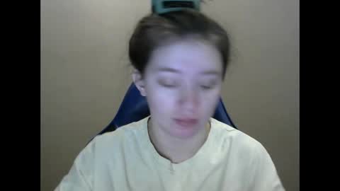 Snapshot of zara_golden chatting on 01/17/25, 03:34 chaturcum online show from 01/17/25, 03:34