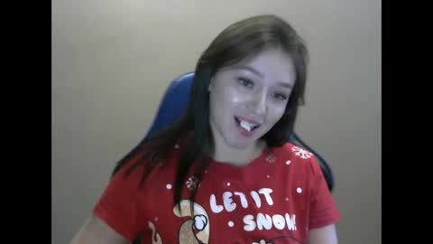 Snapshot of zara_golden chatting on 01/30/25, 10:40 chaturcum online show from 01/30/25, 10:40