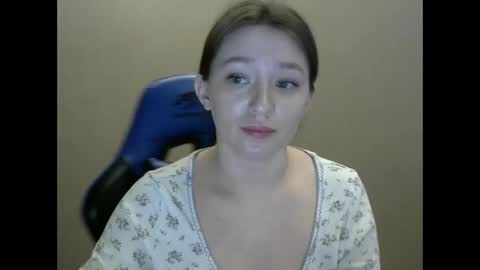 Snapshot of zara_golden chatting on 02/05/25, 10:30 chaturcum online show from 02/05/25, 10:30