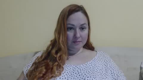 Snapshot of zara_red chatting on 04/26/26, 09:18 Kate. if im not here im here foxy red333 online show from 04/26/26, 09:18