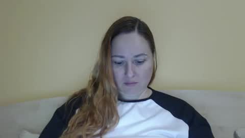 Snapshot of zara_red chatting on 05/11/26, 09:59 Kate. if im not here im here foxy red333 online show from 05/11/26, 09:59