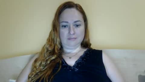 Snapshot of zara_red chatting on 06/07/26, 09:35 Kate. if im not here im here foxy red333 online show from 06/07/26, 09:35