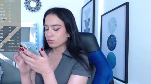 zaradames_ online show from 01/30/25, 04:37