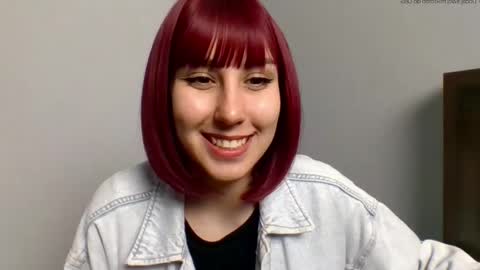 Snapshot of zaradesire chatting on 05/12/26, 02:36 Zara online show from 05/12/26, 02:36