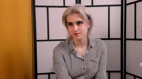 Snapshot of zaragermany chatting on 01/15/25, 05:58 Sara online show from 01/15/25, 05:58