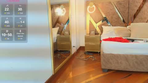 Zarah Andrews online show from 11/07/25, 12:16