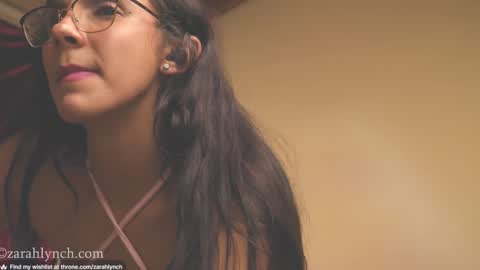 Snapshot of zarahlynch chatting on 12/08/24, 11:40 Miss Lynch Next show 2911 online show from 12/08/24, 11:40