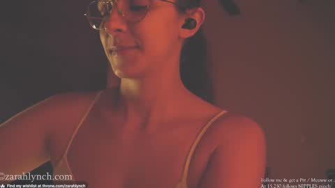 Snapshot of zarahlynch chatting on 03/04/25, 04:17 Miss Lynch Next show 2911 online show from 03/04/25, 04:17