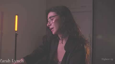 Miss Lynch   Next show  2911 online show from 03/12/26, 12:17