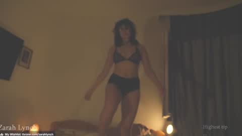 Miss Lynch   Next show  2911 online show from 07/30/26, 10:09