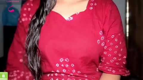 Snapshot of zararaina chatting on 02/11/26, 02:05 zararaina online show from 02/11/26, 02:05