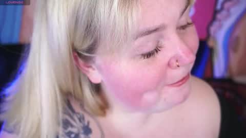 Lola online show from 02/10/26, 08:57