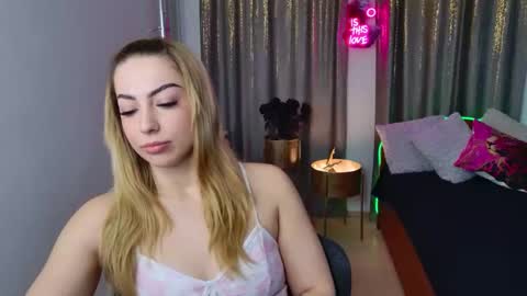 zarasplayground online show from 11/29/25, 10:18