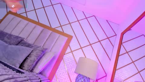 Zara Vesari online show from 03/16/26, 07:29