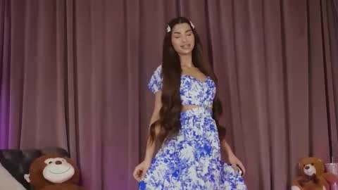 zariaavera online show from 03/25/26, 09:10