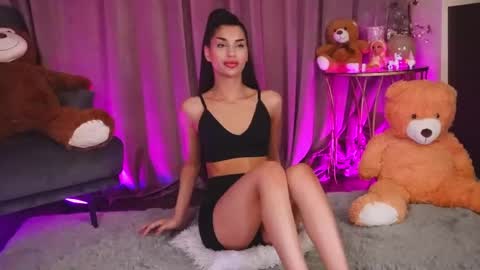 Snapshot of zariaavera chatting on 05/11/26, 04:04 zariaavera online show from 05/11/26, 04:04
