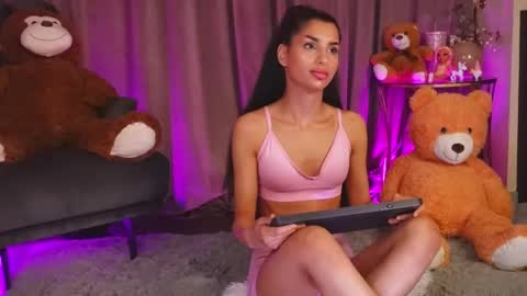 Snapshot of zariaavera chatting on 05/16/26, 12:07 zariaavera online show from 05/16/26, 12:07