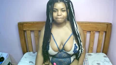Snapshot of zariamonet chatting on 06/08/26, 05:08 zariamonet online show from 06/08/26, 05:08