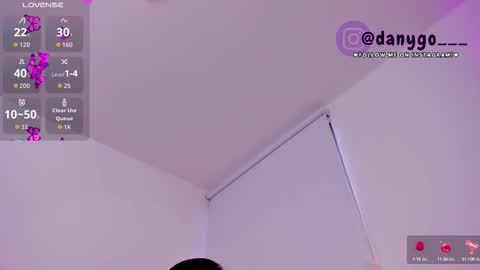 Zariana online show from 09/21/25, 10:11