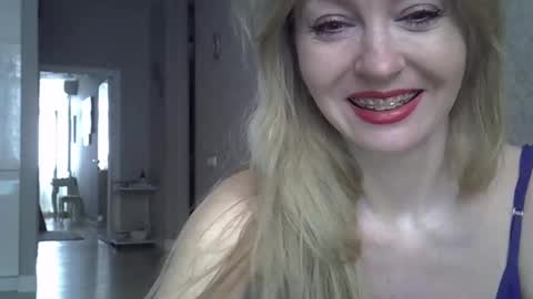 Zarina Swift online show from 02/18/25, 08:05