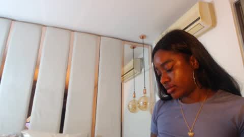 Snapshot of zayagold chatting on 06/01/26, 11:50 zayagold online show from 06/01/26, 11:50
