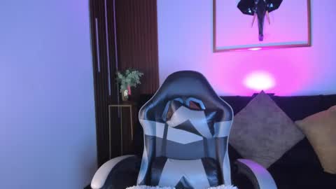  Zayda  online show from 09/23/25, 11:24