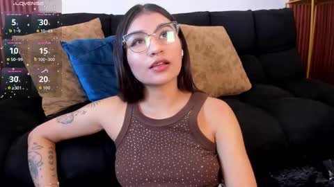  Zayda  online show from 10/21/25, 06:52