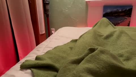 zayne26 online show from 10/22/25, 10:48