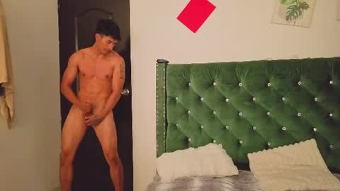 Snapshot of zaynmoretti chatting on 06/27/26, 05:07 zaynmoretti online show from 06/27/26, 05:07