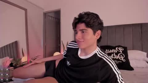 Hii im Zay.                 I save money for education. PVT Open. online show from 12/23/25, 07:39