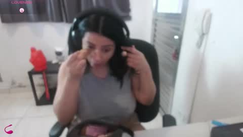 Zayra Pink online show from 02/05/26, 10:09