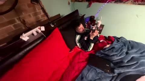 zbud1992 online show from 02/08/25, 10:39