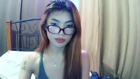 Snapshot of zeah_rev21 chatting on 05/09/26, 03:17 zeah_rev21 online show from 05/09/26, 03:17